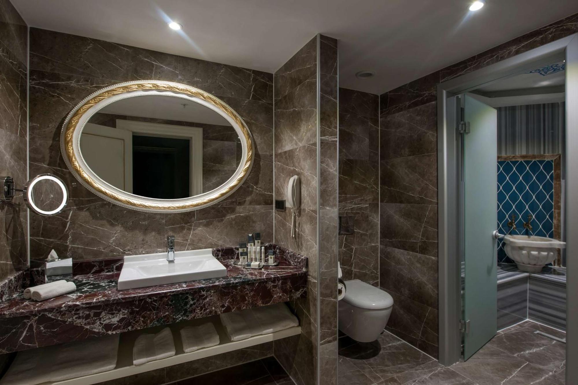 מלון Doubletree By Hilton אלאזיג מראה חיצוני תמונה